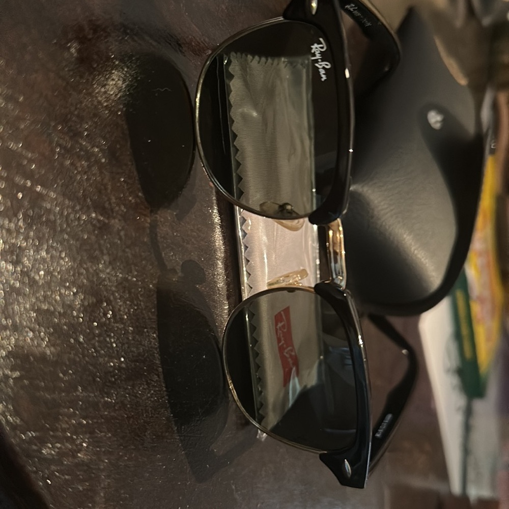 Ray Ban Sun Glasses